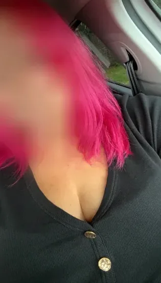 Jana, 37