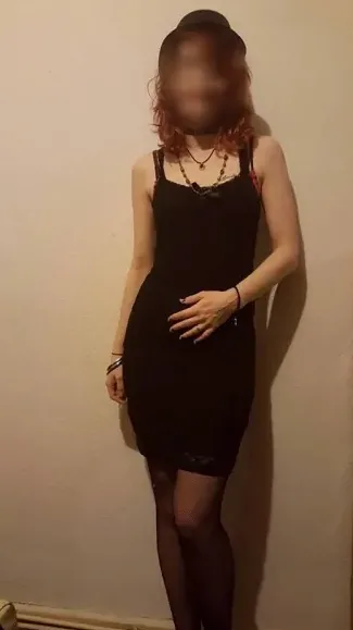 Laura, 35
