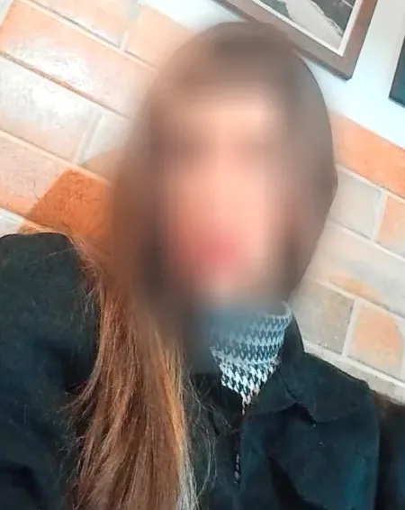 Merve, 25