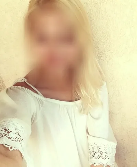 Renate, 34