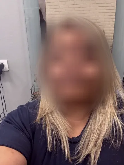 Silvia, 40